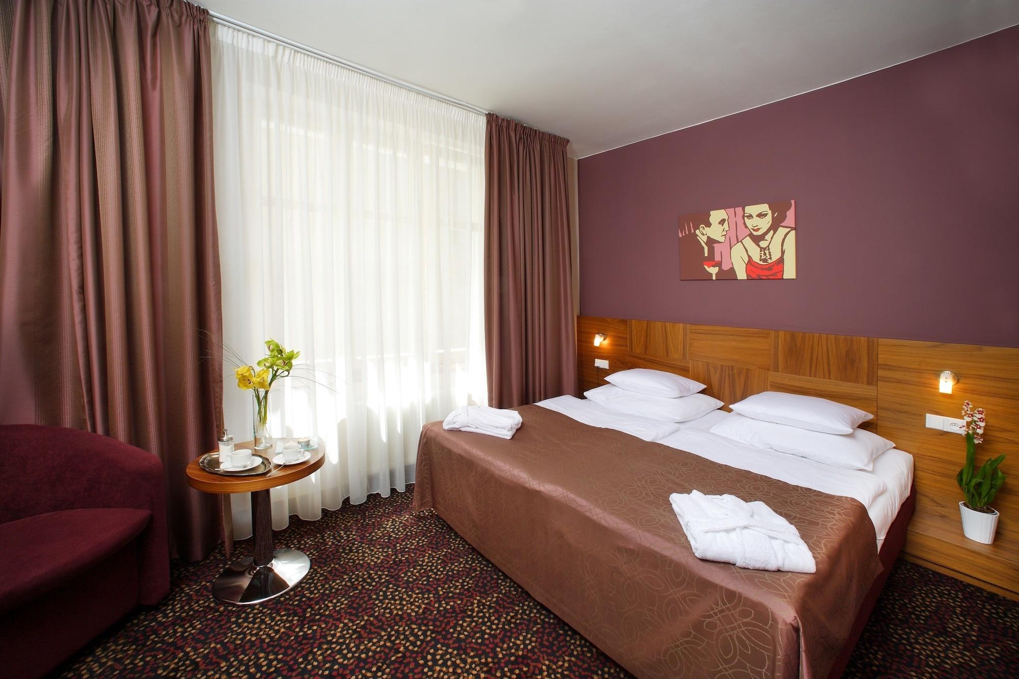 1.Republic Hotel Prága Kültér fotó